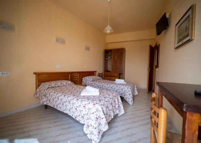 Hotel Hotel-Pensione 4 Stagioni Falcone