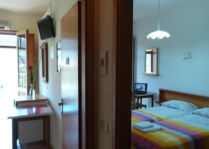 Hotel Hotel-Pensione 4 Stagioni Falcone